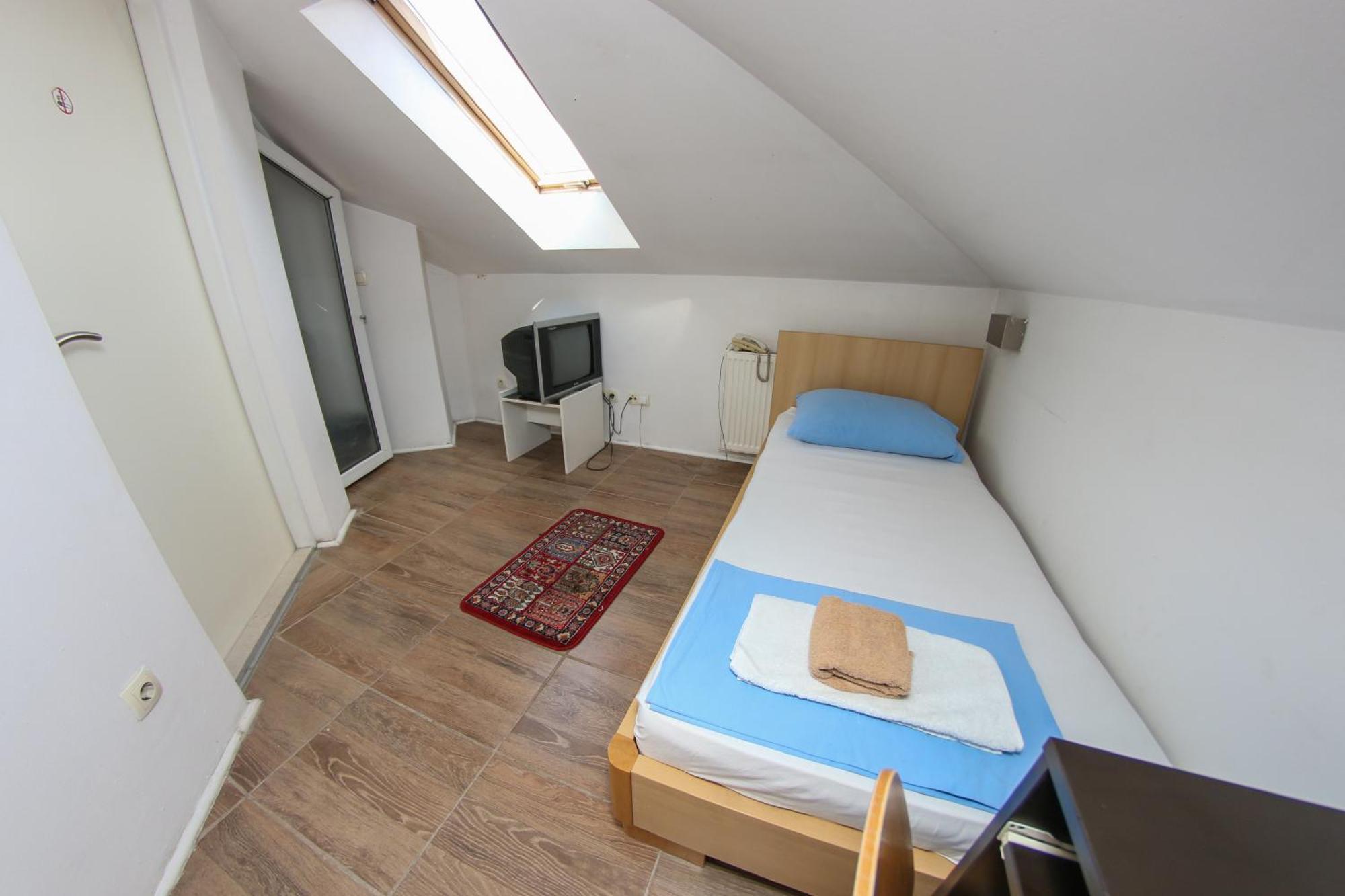 Hotel Hayat 3*